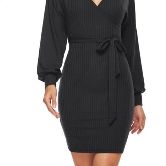 Lantern Sleeve V-Neck Rib Knit MIDI  Dress - Picture 2 of 5